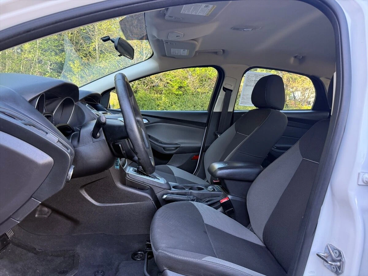 2014 Ford Focus SE - Photo 11