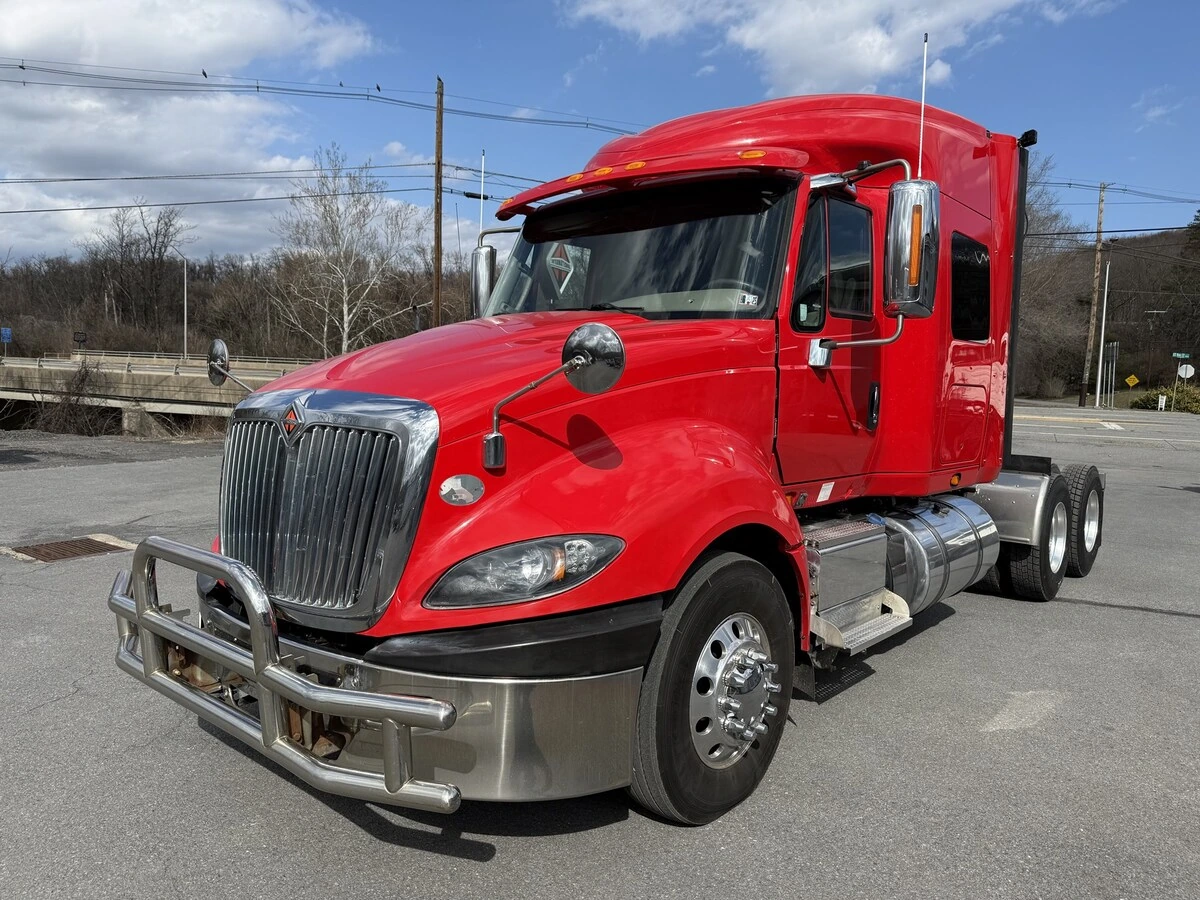 2016 International ProStar - image 1