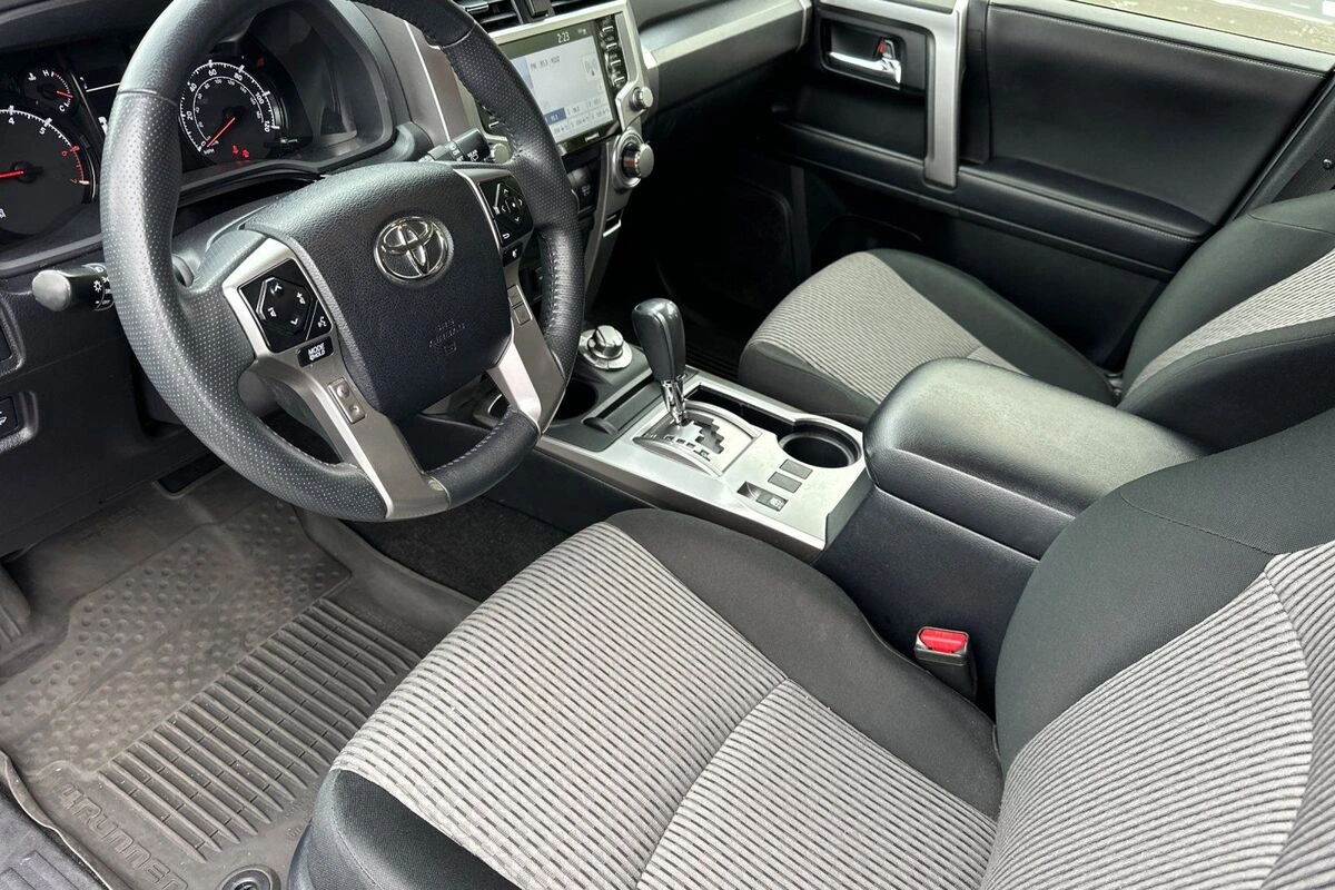 2024 Toyota 4Runner SR5 - Photo 10