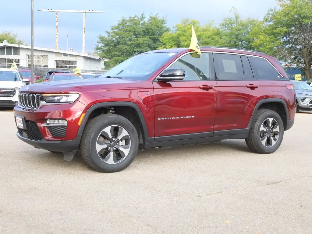 2023 Jeep Grand Cherokee 4xe photo 3
