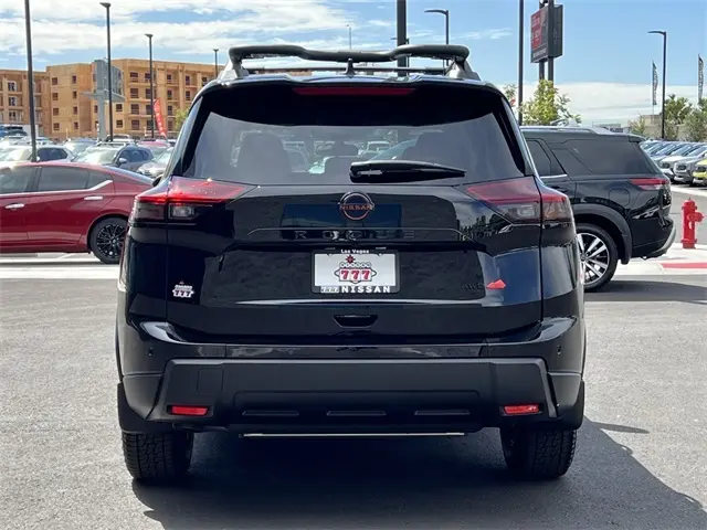 2026 Nissan Rogue SV photo 4