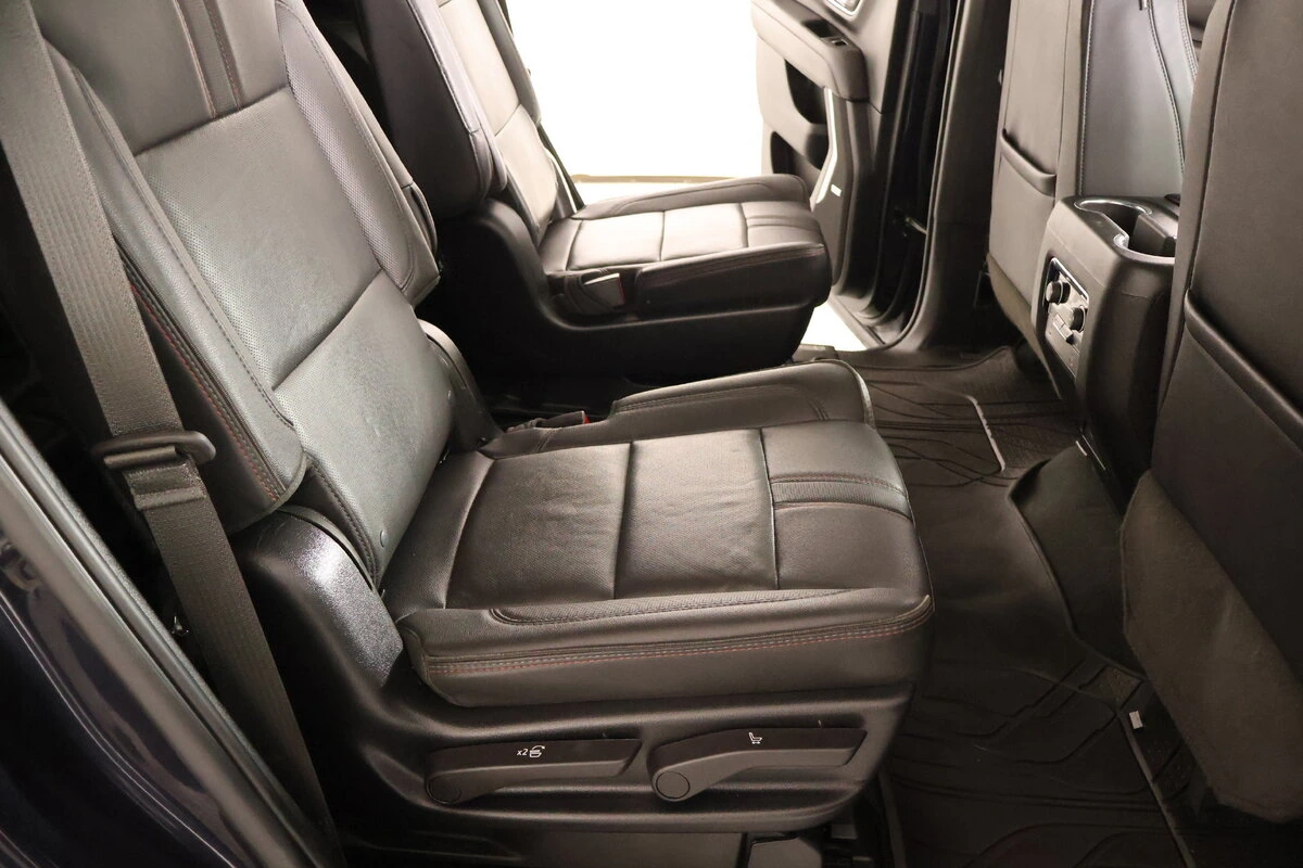 2022 Chevrolet Tahoe RST - Photo 16