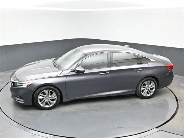 2018 Honda Accord LX photo 28
