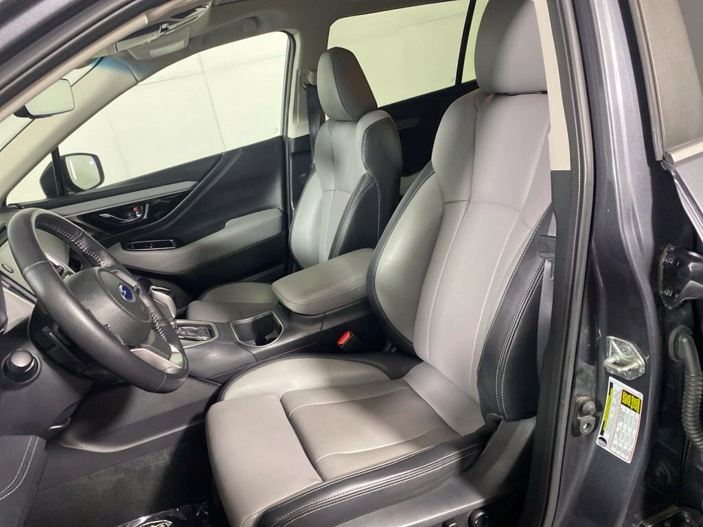 2021 Subaru Outback Limited - Photo 13