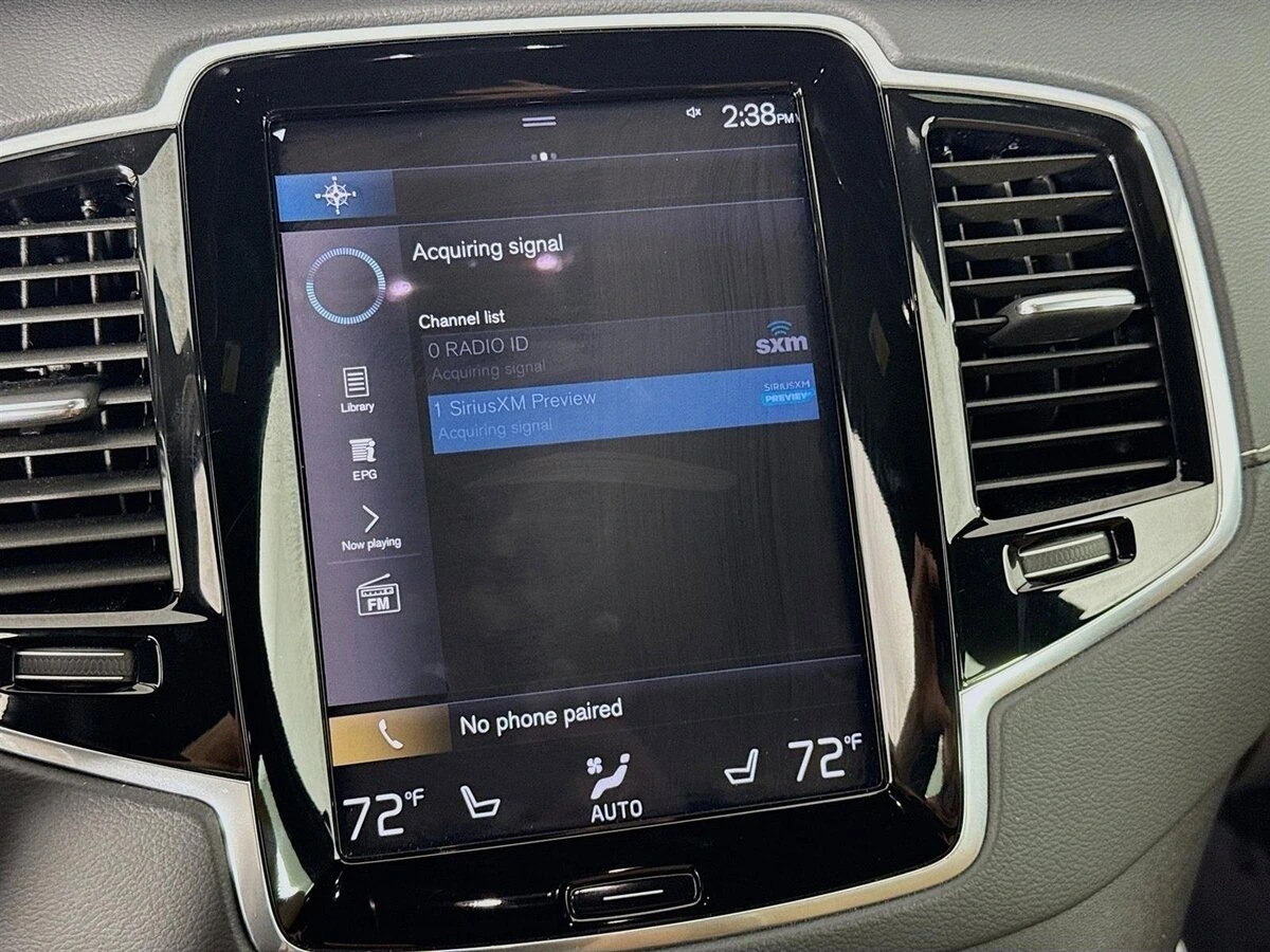 2022 Volvo - image 15