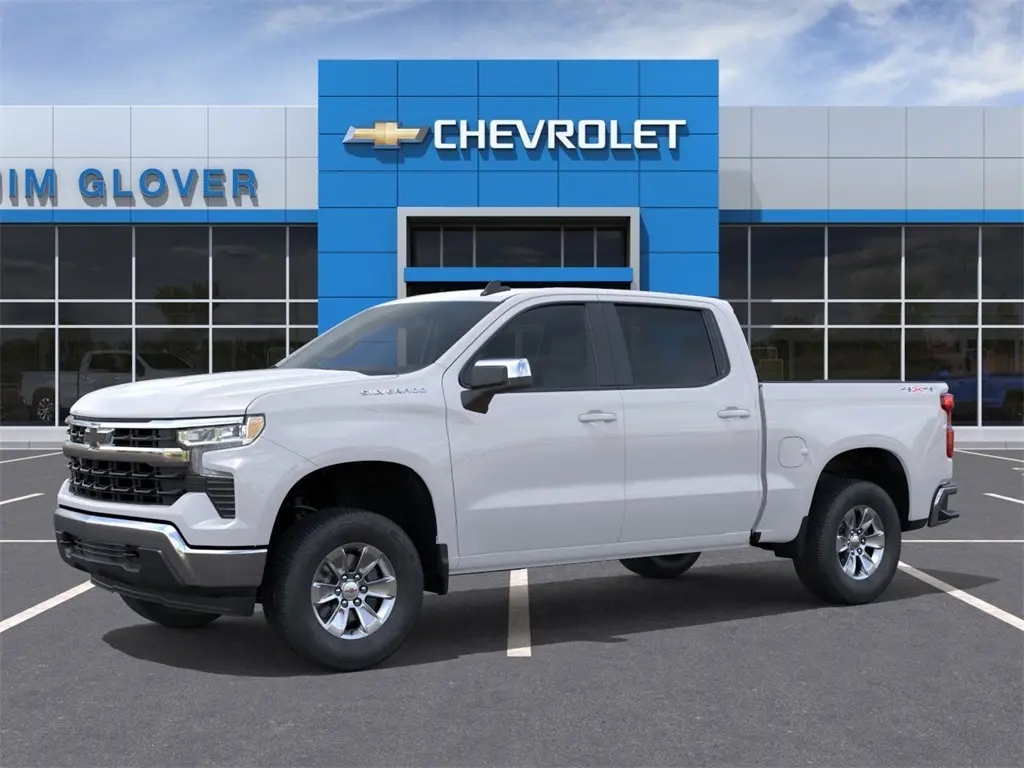 2026 Chevrolet Silverado LT photo 2