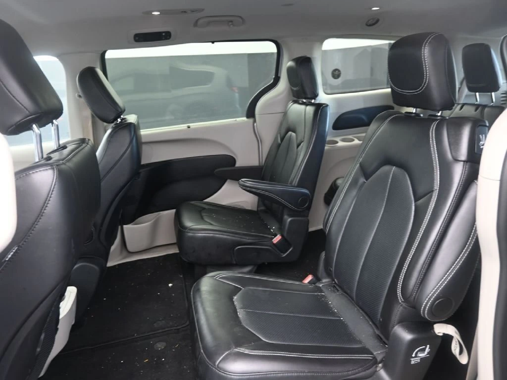 2024 Chrysler Pacifica Touring L - Photo 15