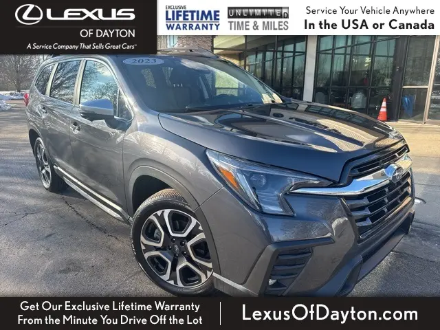 2023 Subaru Ascent Limited's photo