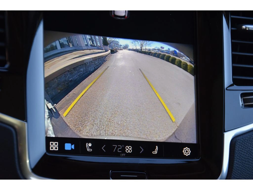 2023 Volvo - image 20