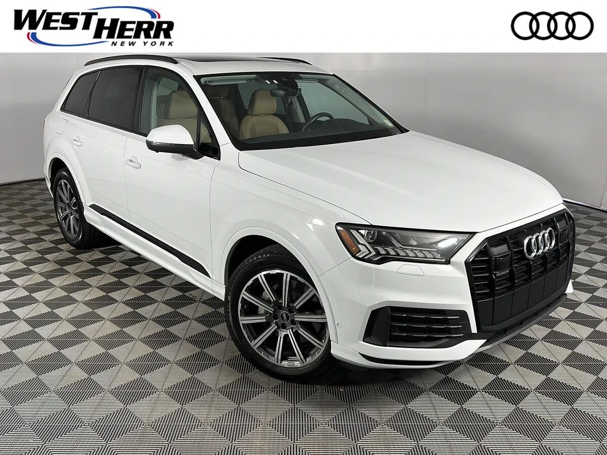 2023 Audi Q7 Premium Plus