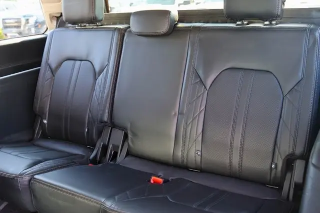 2021 Ford Expedition Platinum photo 18