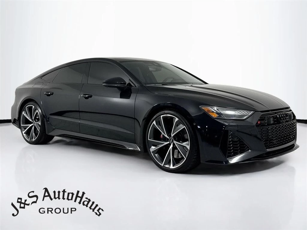 2022 Audi RS7 -'s photo