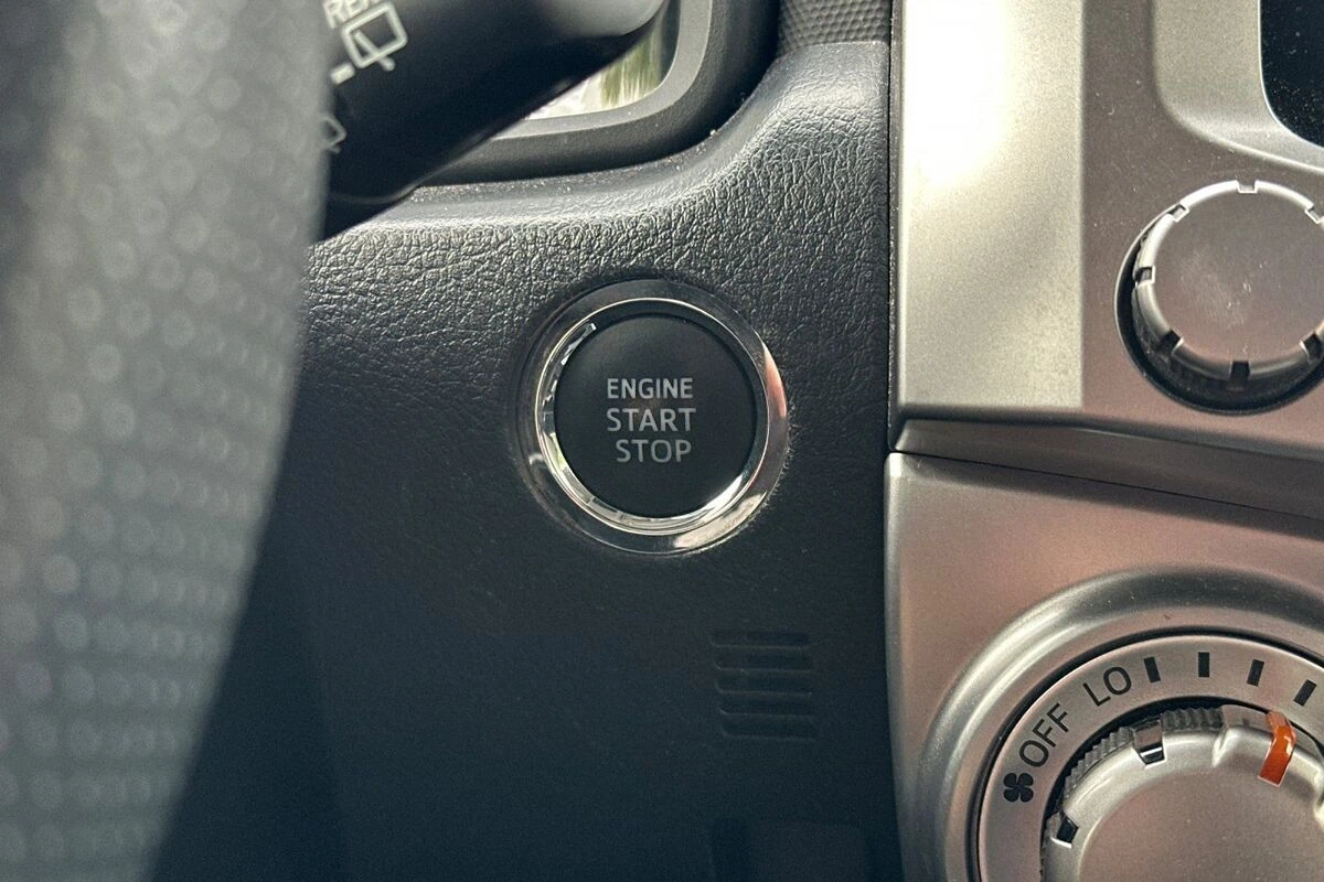 2024 Toyota 4Runner SR5 - Photo 25