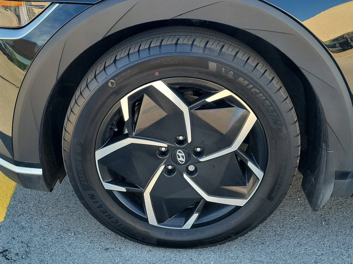 2024 Hyundai IONIQ 5 SEL - Photo 10
