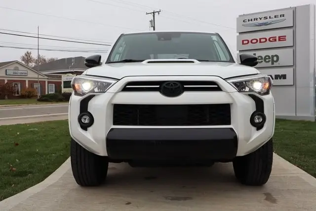 2021 Toyota 4Runner Venture Special Edition photo 2