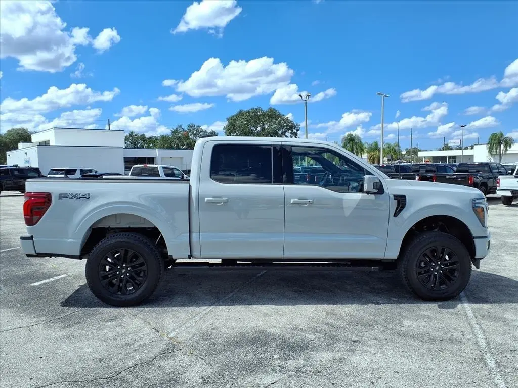 2024 Ford F-150 Lariat photo 8
