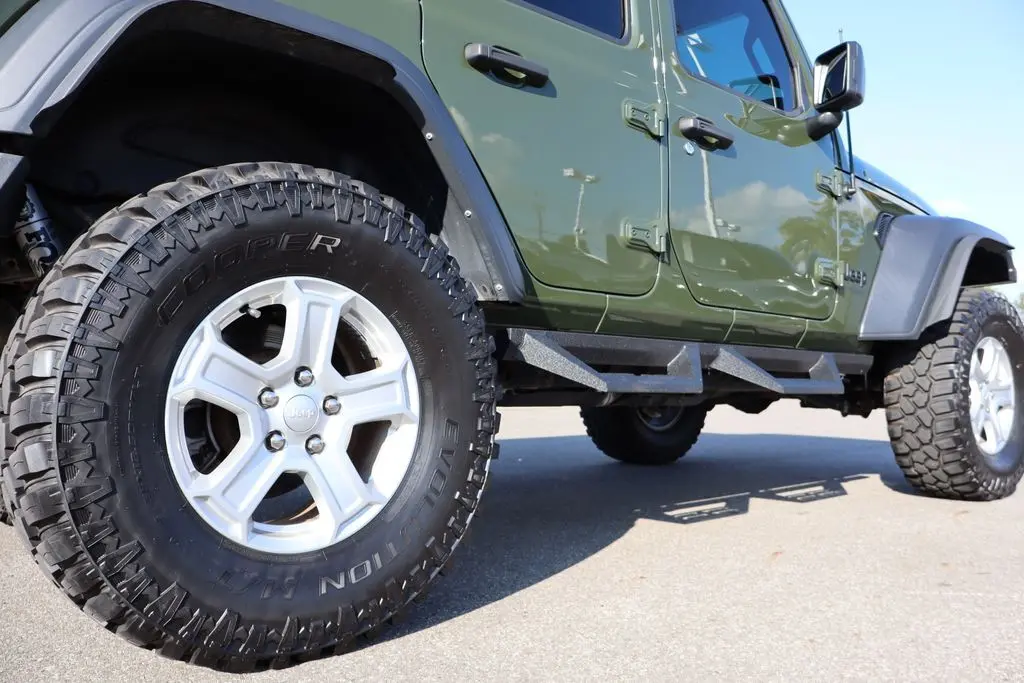2022 Jeep Wrangler Unlimited Sport photo 33