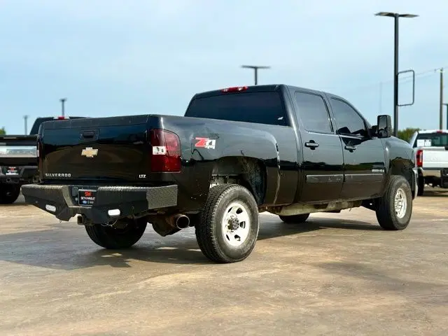 2008 Chevrolet Silverado 2500HD LTZ Z71 photo 2