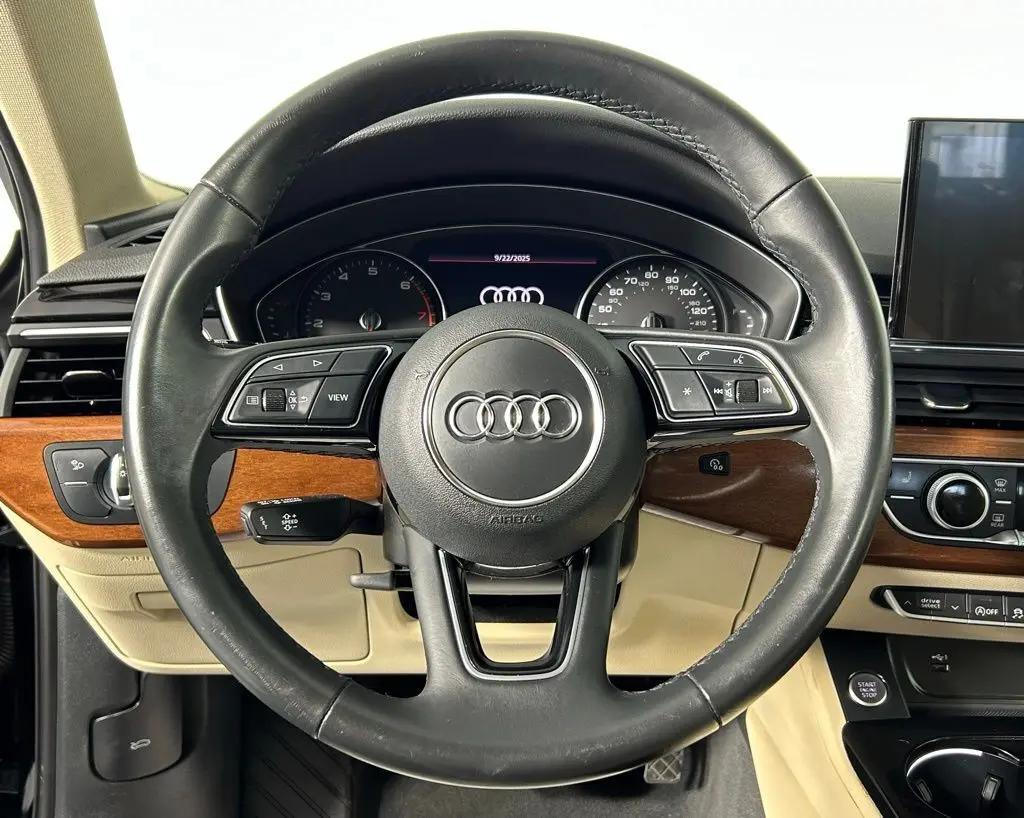 2022 Audi A4 40 Premium Quattro photo 21