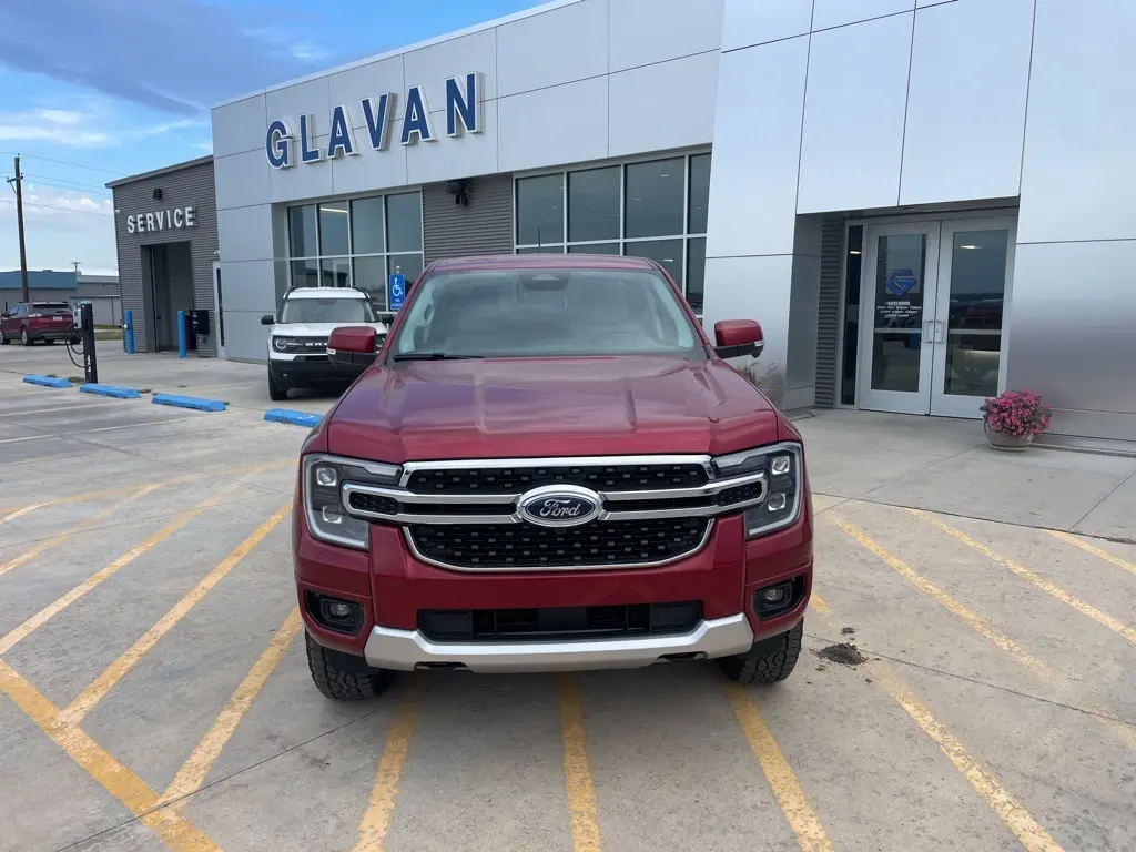 2025 Ford Ranger Lariat photo 2
