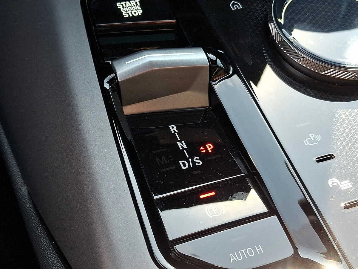 2026 BMW X3 30 - Photo 13