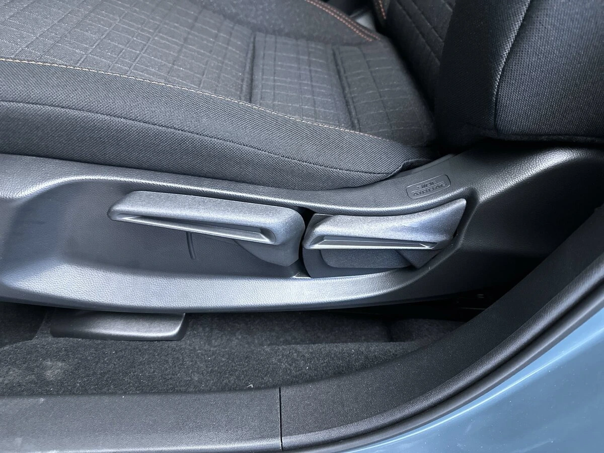 2025 Honda HR-V Sport - Photo 11