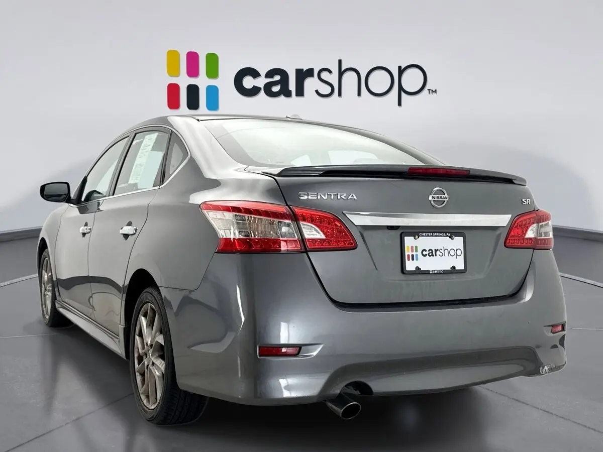 2015 Nissan Sentra SR photo 3