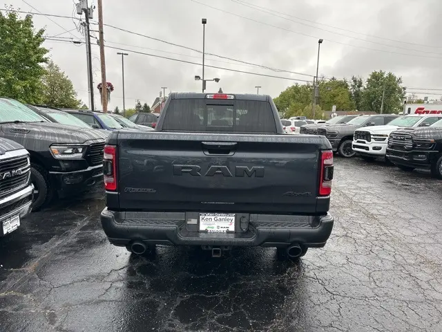 2020 Ram 1500 Rebel photo 6