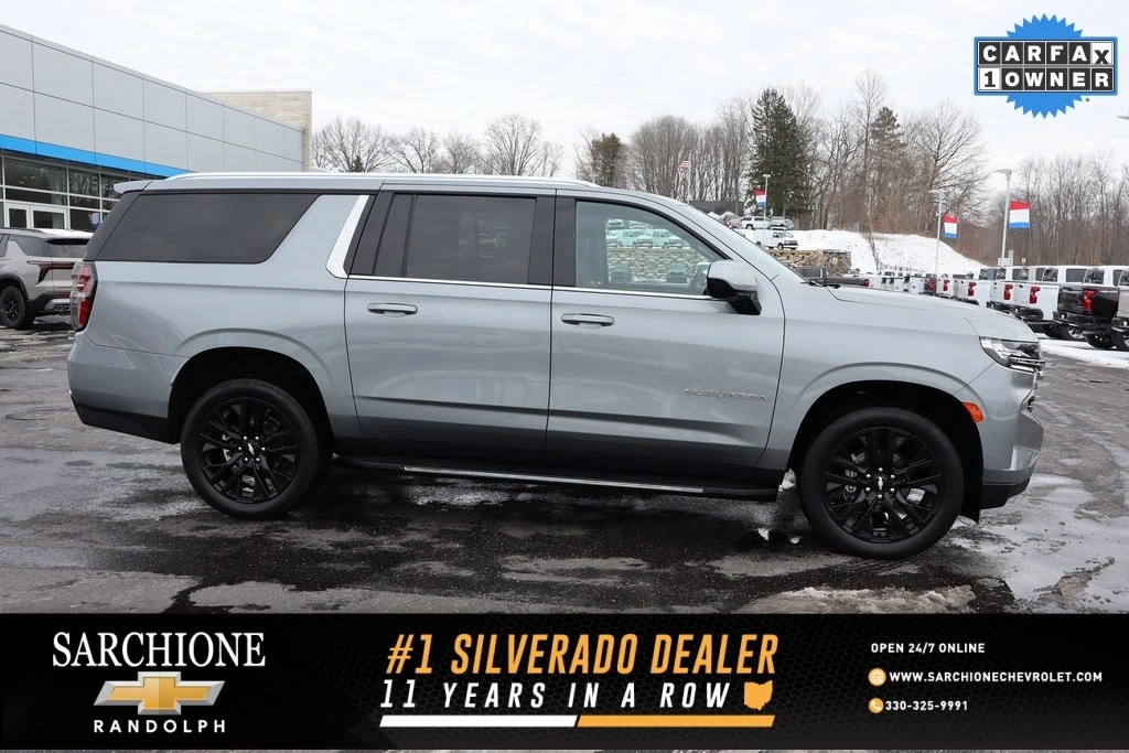 2023 Chevrolet Suburban LS's photo