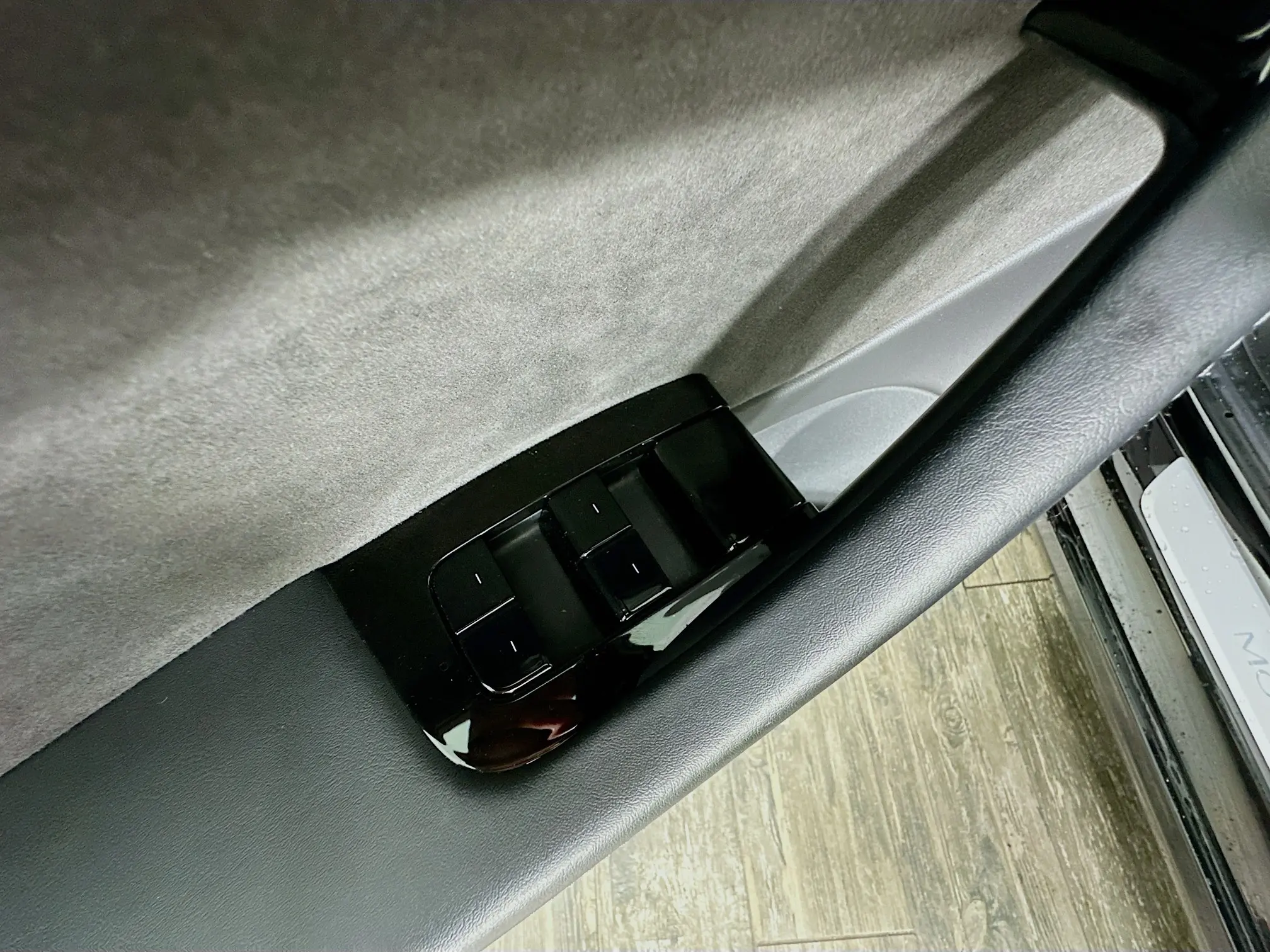 2018 Tesla Model 3 Long Range photo 17