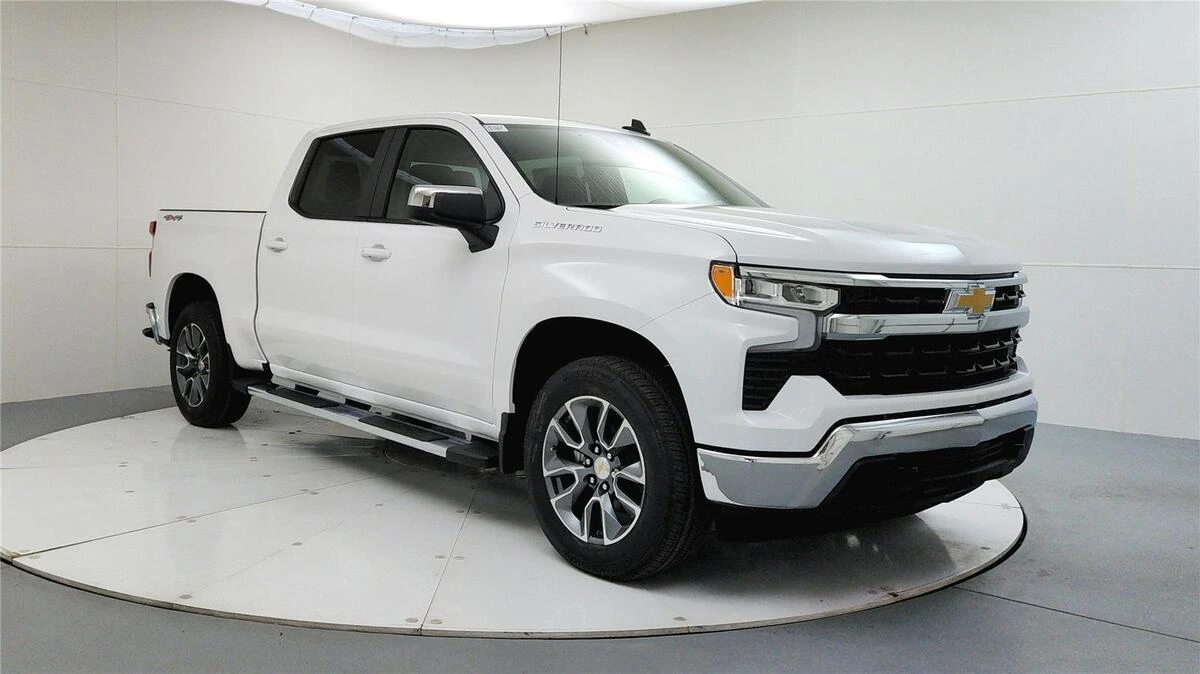 2026 Chevrolet Silverado 1500 LT's photo