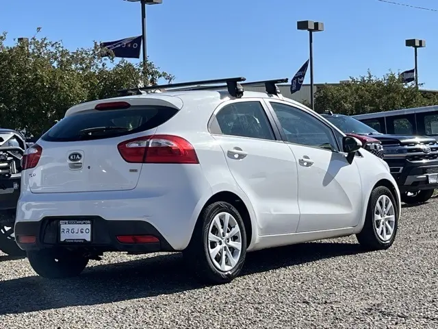 2012 Kia Rio LX photo 4