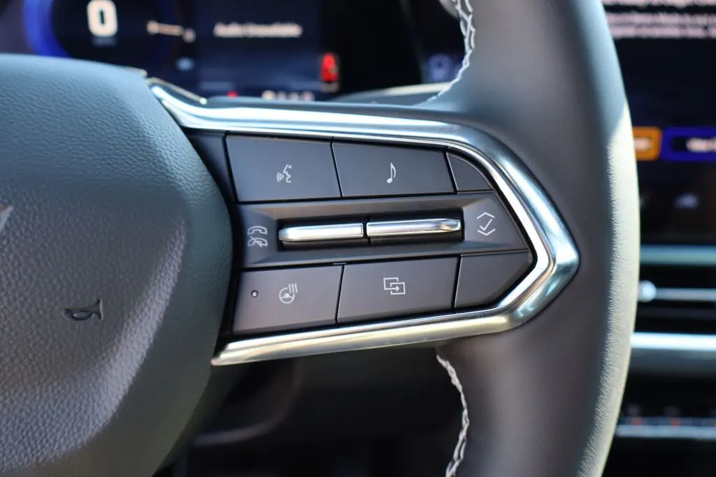 2026 Chevrolet Equinox LT photo 14