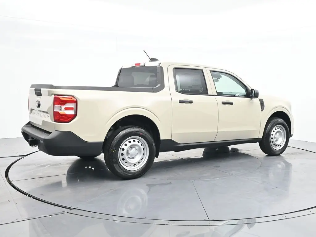 2025 Ford Maverick XL photo 4