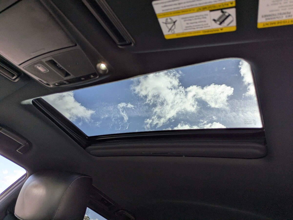 2022 INFINITI QX80 Sensory - Photo 23