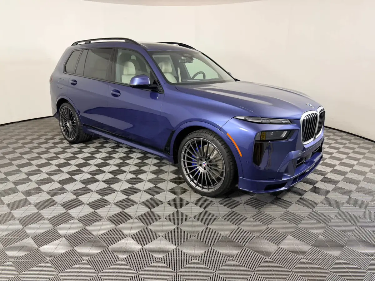2026 BMW X7 ALPINA XB7's photo