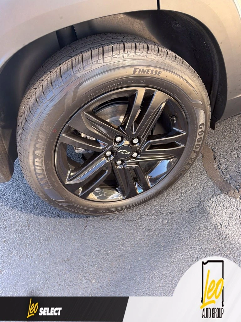 2025 Chevrolet Trax Activ - Photo 14