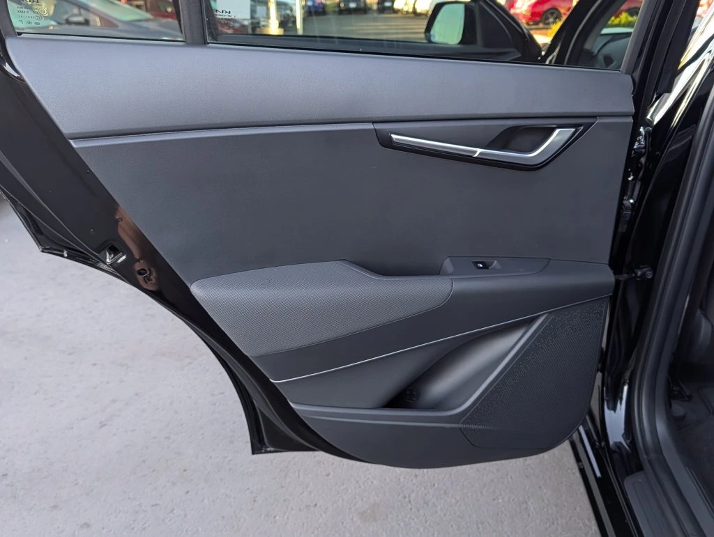 2025 Kia Niro Wind - Photo 16