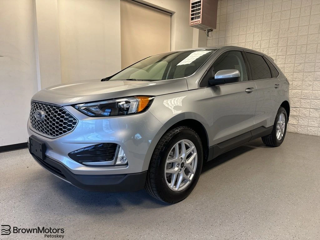 2024 Ford Edge SEL AWD's photo