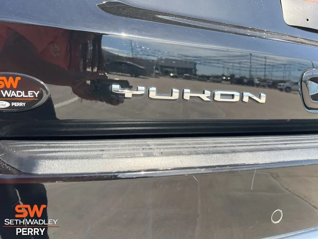 2024 Gmc Yukon SLT photo 4