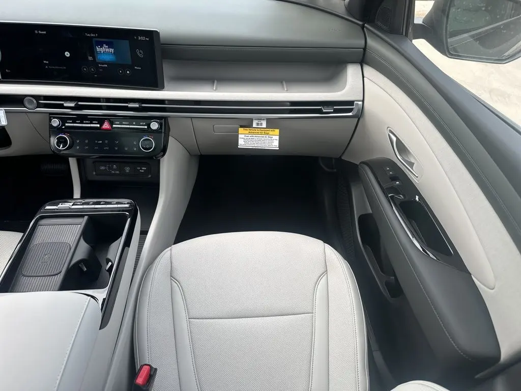 2026 Hyundai Tucson Limited photo 23