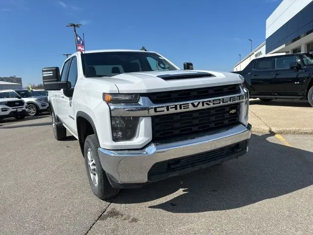 Used 2023 Chevrolet Silverado 2500HD LT with VIN 2GC4YNE74P1727105 for sale in Stoughton, WI