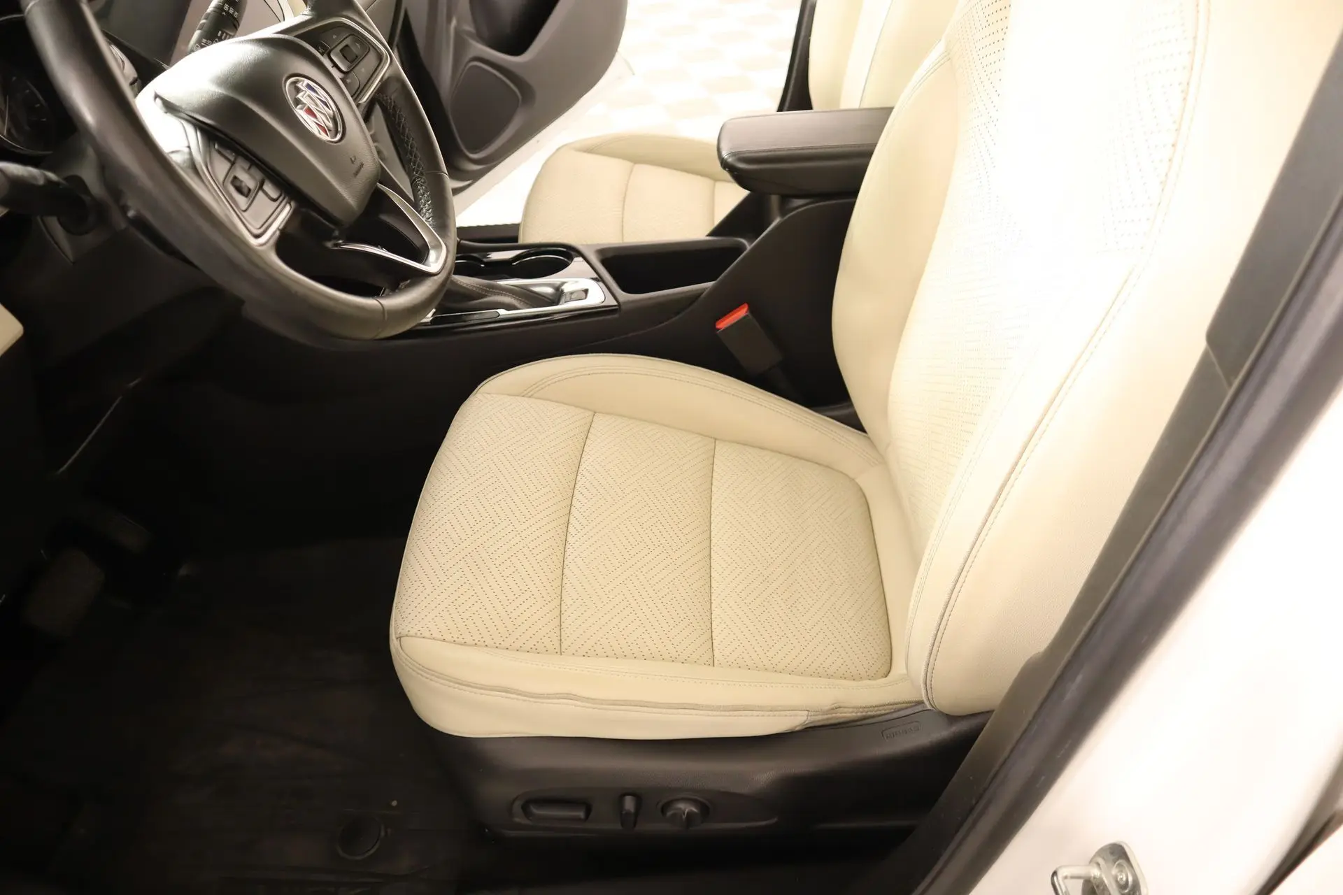 2022 Buick Encore GX Essence photo 11