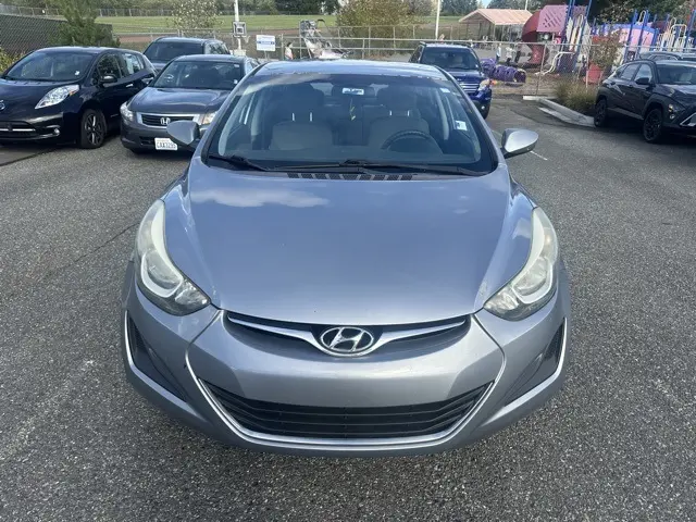 2016 Hyundai Elantra SE photo 2