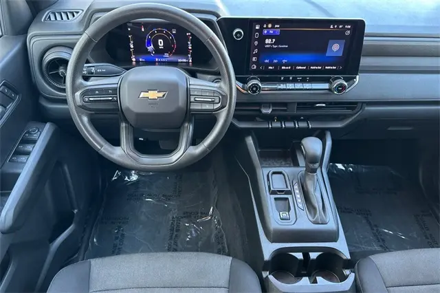 2023 Chevrolet Colorado Work Truck photo 13
