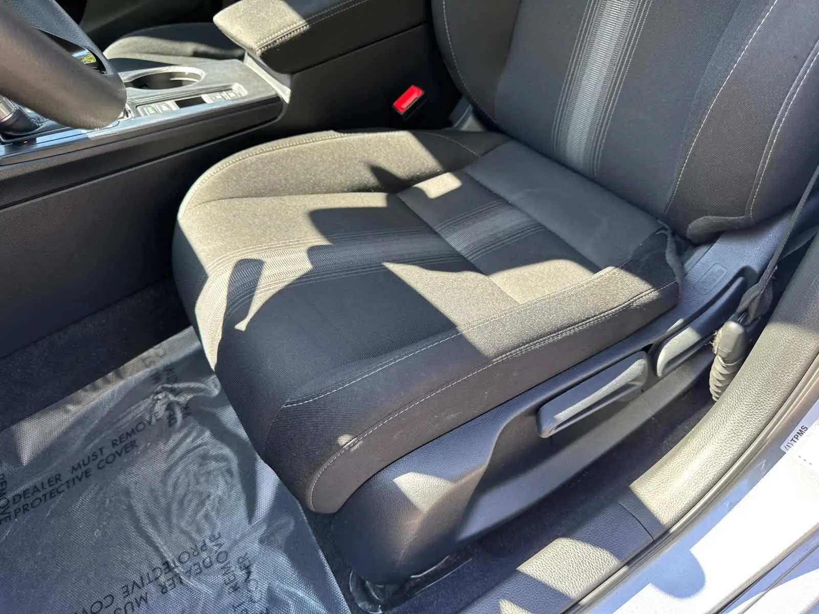 2024 Honda Civic Hatchback LX photo 15