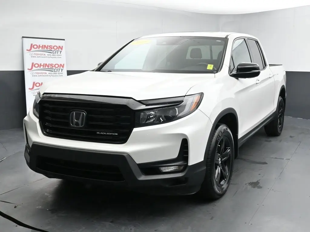 2023 Honda Ridgeline Black Edition photo 4