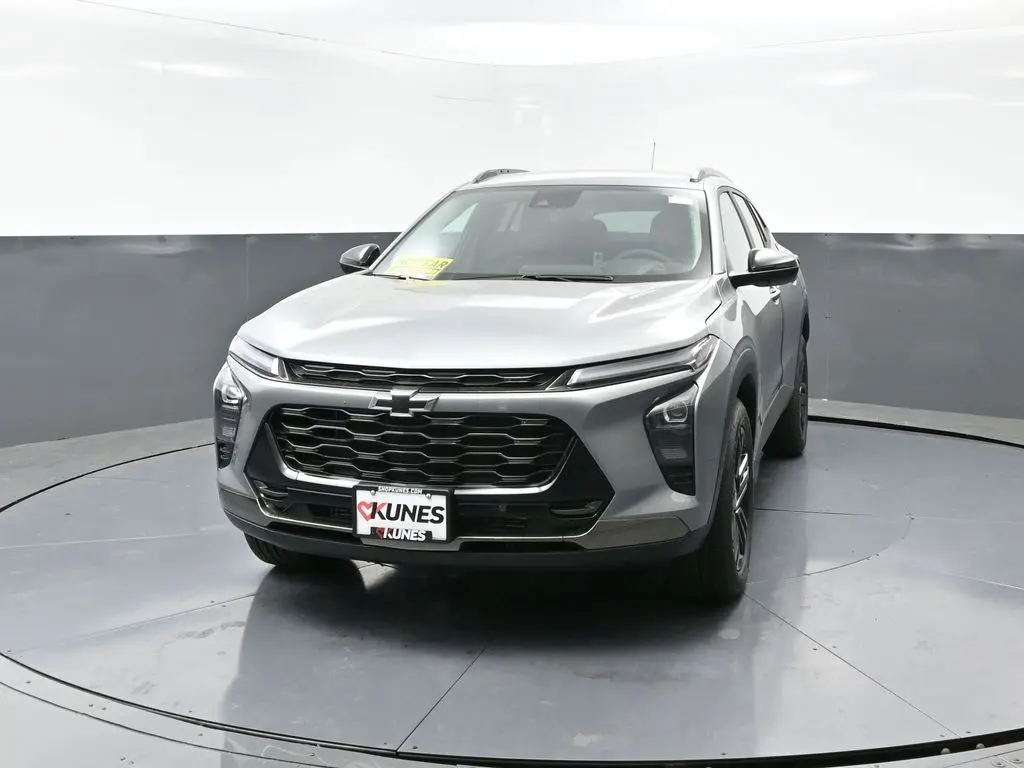 2025 Chevrolet Trax ACTIV photo 4