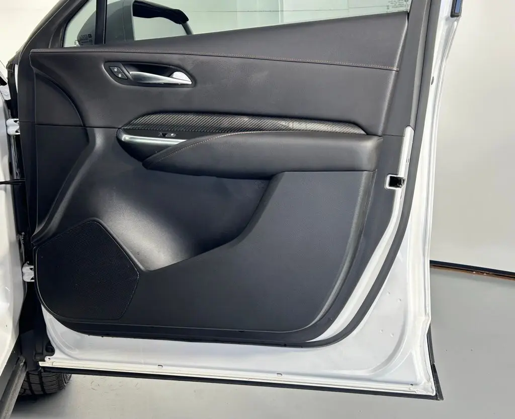 2020 Cadillac XT4 Sport photo 9