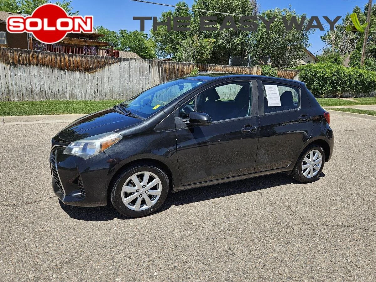 2015 Toyota Yaris LE 5-Door Liftback AT's photo